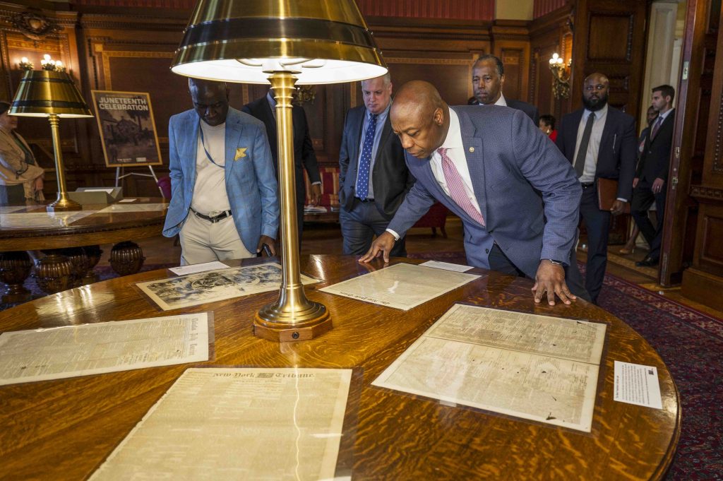 Senator Scott speaks at the Juneteenth event with Sec Ben Carson and Carla Hayden, Librarian of LOC, in Washington, DC on June 18, 2024. (Official U.S. Senate photo by Renee Bouchard)