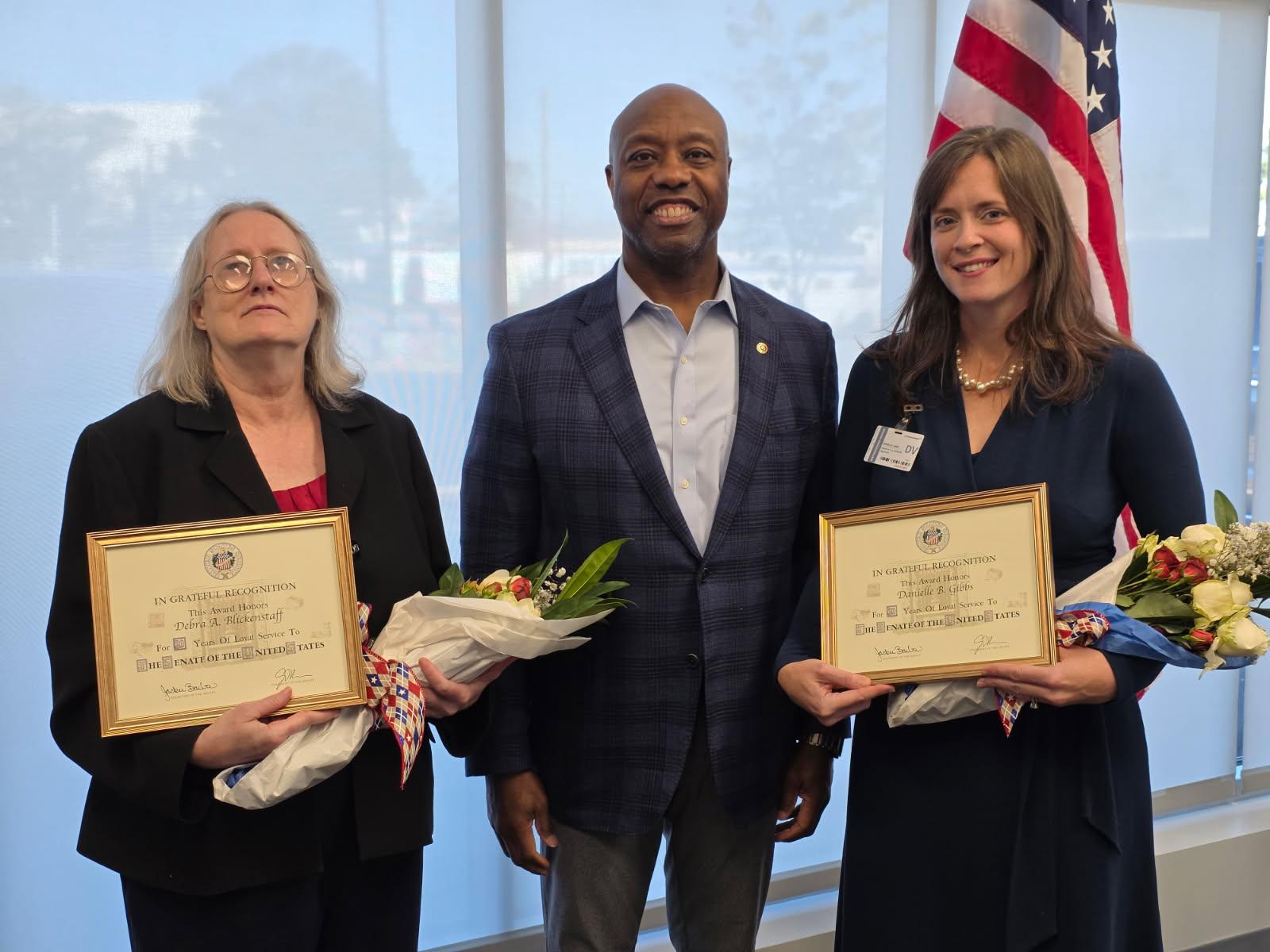 Senate.gov Senator Scott Recognizes 20 Years of Service by Staff Members — U.S ...